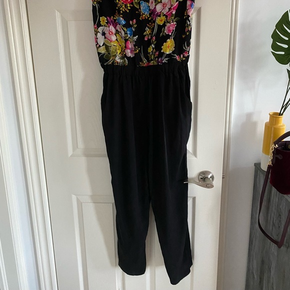 Floral jumpsuit - Picture 2 of 2